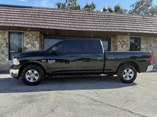 2020 RAM 1500 Classic SLT