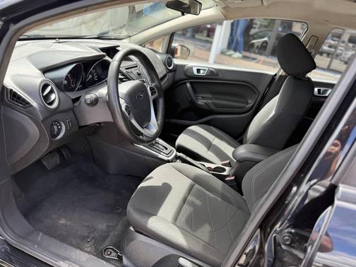 2014 Ford Fiesta SE