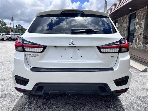 2020 Mitsubishi Outlander Sport SE