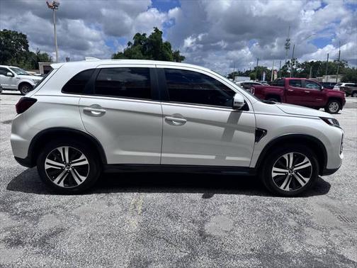 2020 Mitsubishi Outlander Sport SE
