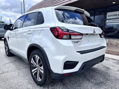 2020 Mitsubishi Outlander Sport SE