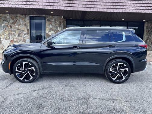 2022 Mitsubishi Outlander SEL 2.5 2WD