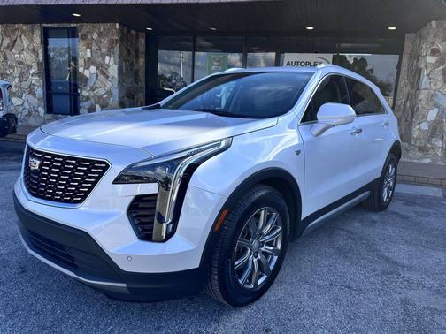 2020 Cadillac XT4 Premium Luxury
