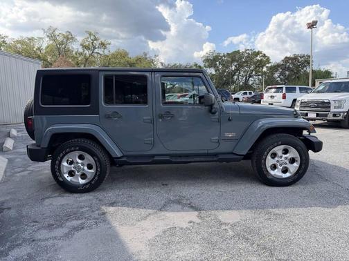 2015 Jeep Wrangler Unlimited Sahara