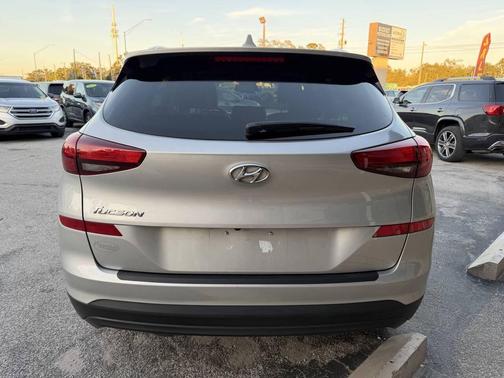 2021 Hyundai TUCSON Value