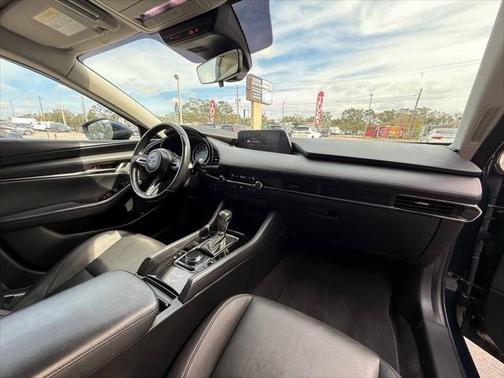 2019 Mazda Mazda3 FWD w/Preferred Package