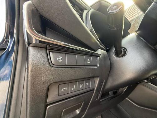 2019 Mazda Mazda3 FWD w/Preferred Package