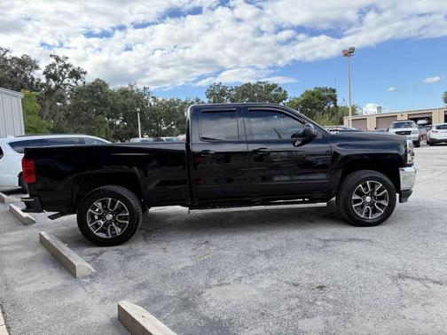 2017 Chevrolet Silverado 1500 1LT