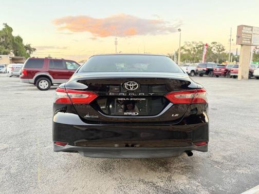 2018 Toyota Camry LE