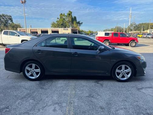 2013 Toyota Camry SE