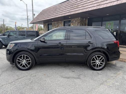 2019 Ford Explorer Sport