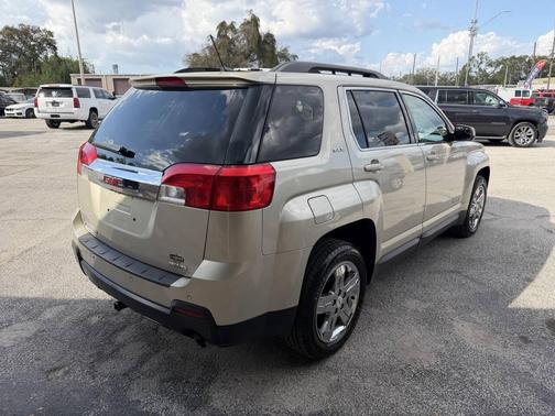 Champagne Silver Metallic 2013 GMC Terrain SLE-2