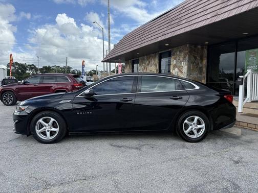 2017 Chevrolet Malibu 1LS