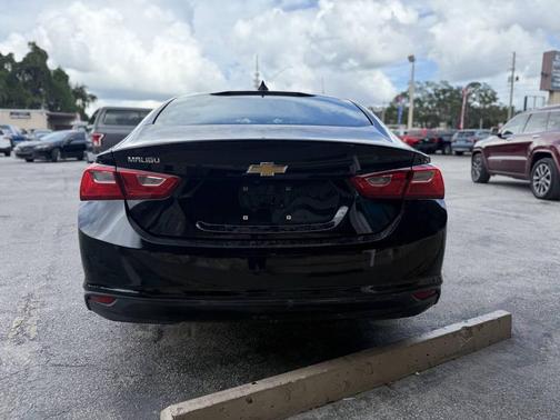 2017 Chevrolet Malibu 1LS