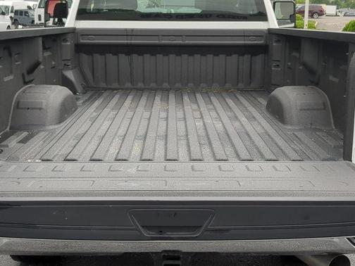 Summit White 2025 GMC Sierra 2500 Pro