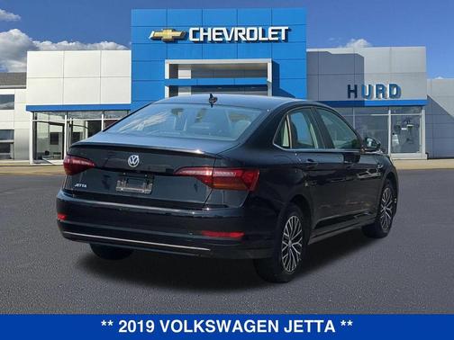 Deep Black Pearl Effect 2019 Volkswagen Jetta 1.4T SEL