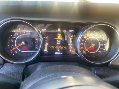 2022 Jeep Gladiator Sport S