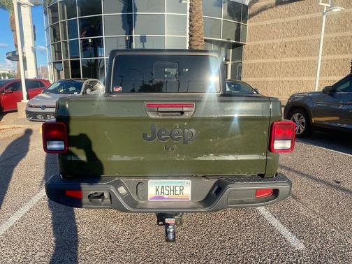 2022 Jeep Gladiator Sport S