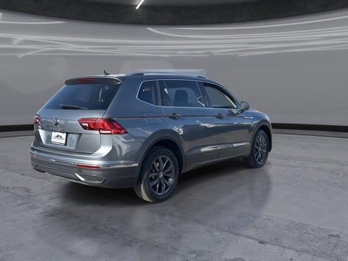 Platinum Gray 2023 Volkswagen Tiguan 2.0T SE