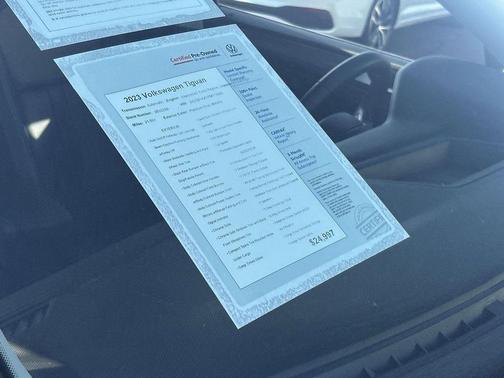 Platinum Gray 2023 Volkswagen Tiguan 2.0T SE