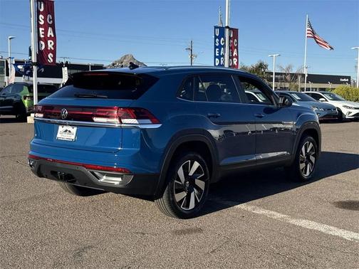 2025 Volkswagen Atlas Cross Sport 2.0T SE w/Technology