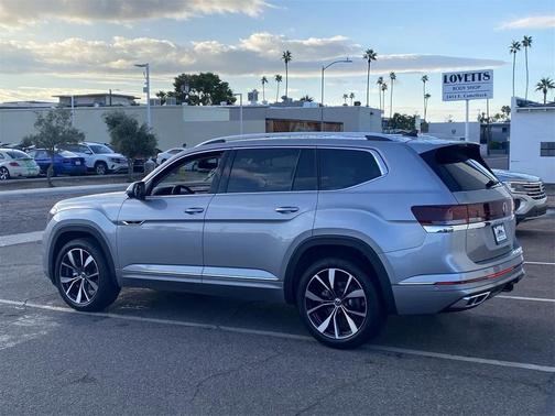 2026 Volkswagen Atlas 2.0T SEL Premium R-Line 4MOTION