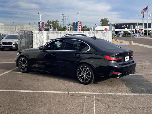 2019 BMW 330 330i