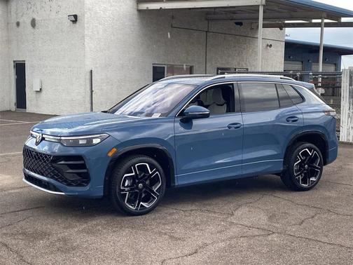 2026 Volkswagen Tiguan 2.0T SEL R-Line 4MOTION