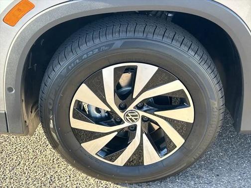 2025 Volkswagen Tiguan 2.0T S