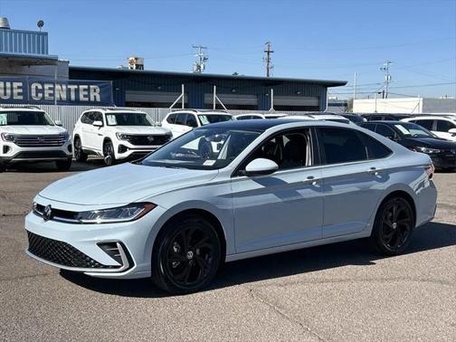 2025 Volkswagen Jetta 1.5T SE