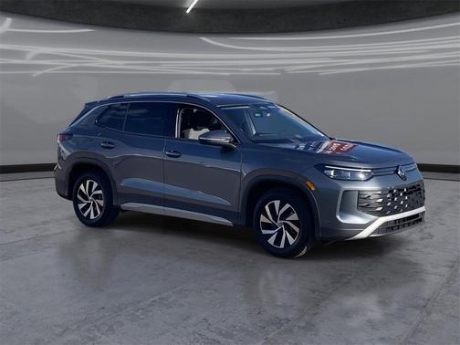 2025 Volkswagen Tiguan 2.0T S