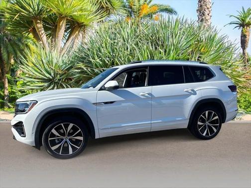 2025 Volkswagen Atlas 2.0T SEL Premium R-Line 4MOTION