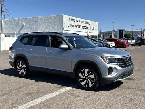 2025 Volkswagen Atlas 2.0T SE w/Technology