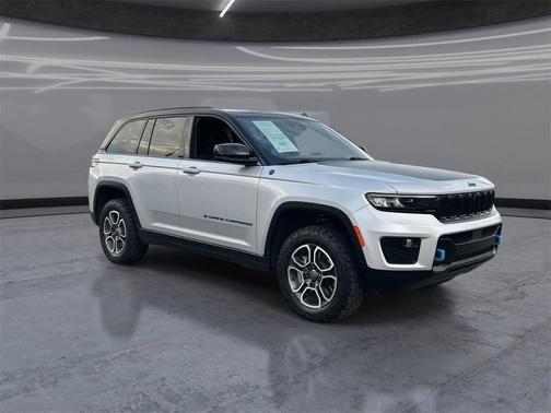 2023 Jeep Grand Cherokee 4xe Trailhawk