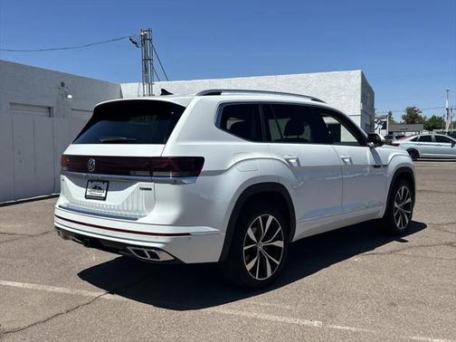 2025 Volkswagen Atlas 2.0T SEL Premium R-Line 4MOTION