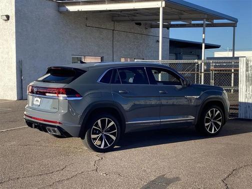 2025 Volkswagen Atlas Cross Sport 2.0T SEL Premium
