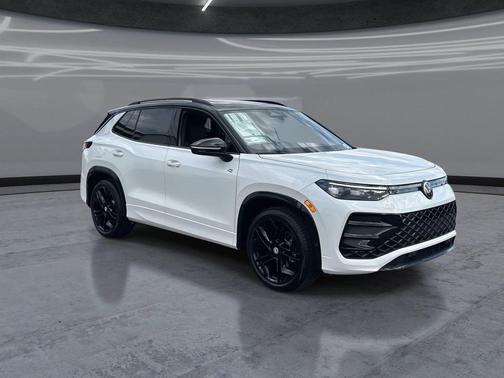 Opal White w/Deep Black Roof 2026 Volkswagen Tiguan 2.0T SE R-Line Black