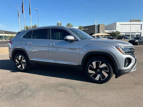 2025 Volkswagen Atlas Cross Sport 2.0T SEL