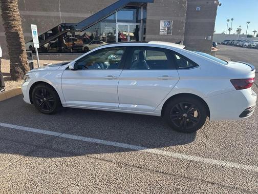 2024 Volkswagen Jetta 1.5T SE