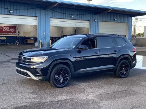 2023 Volkswagen Atlas 3.6L SE w/Technology