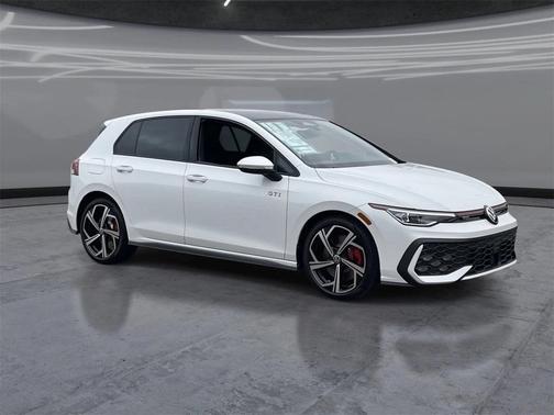 2026 Volkswagen Golf GTI 2.0T SE DSG