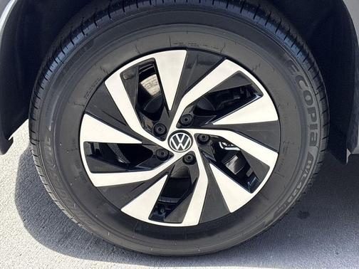 pure white 2026 Volkswagen Tiguan 2.0T S 4MOTION