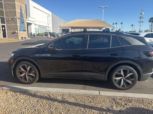 Deep Black Pearl 2023 Volkswagen ID.4 Pro