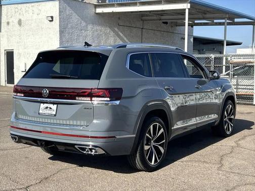 2025 Volkswagen Atlas 2.0T SEL Premium R-Line 4MOTION