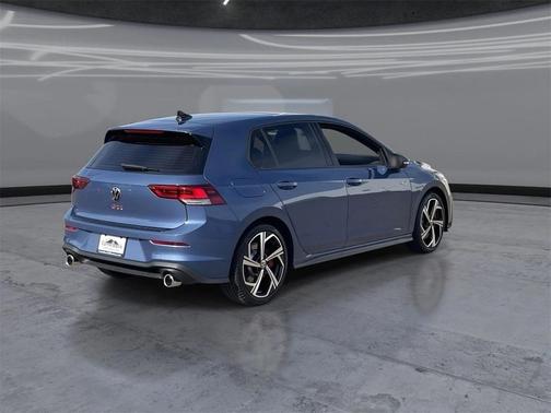 2026 Volkswagen Golf GTI 2.0T SE DSG