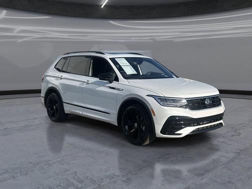 Opal White Pearl 2024 Volkswagen Tiguan 2.0T SE R-Line Black