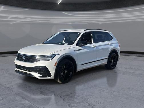 Opal White Pearl 2024 Volkswagen Tiguan 2.0T SE R-Line Black