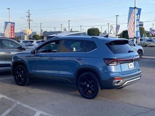 2025 Volkswagen Taos 1.5T SEL