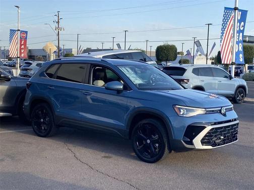 2025 Volkswagen Taos 1.5T SEL
