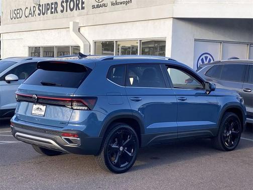 2025 Volkswagen Taos 1.5T SEL